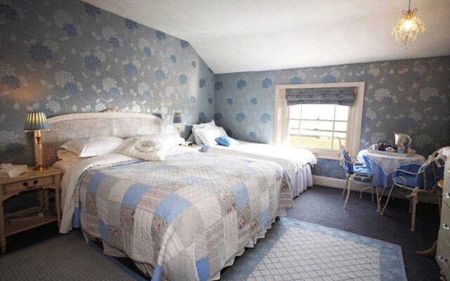 The SandCastle Guest House