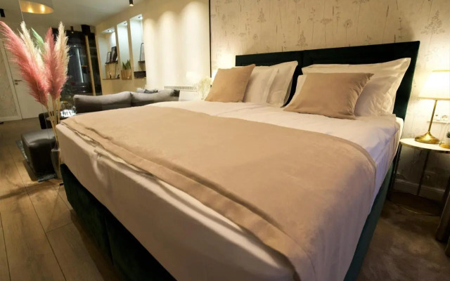 Apartman My Story