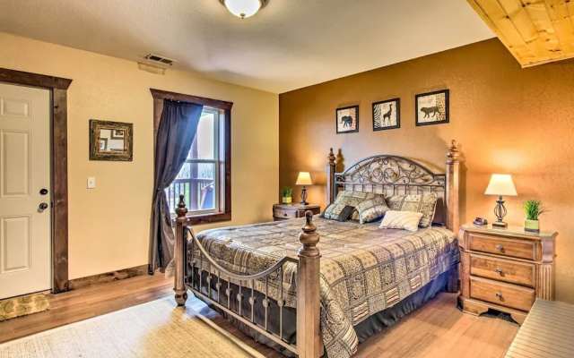 Panoramic Mtn Views! Cabin Retreat in Gatlinburg