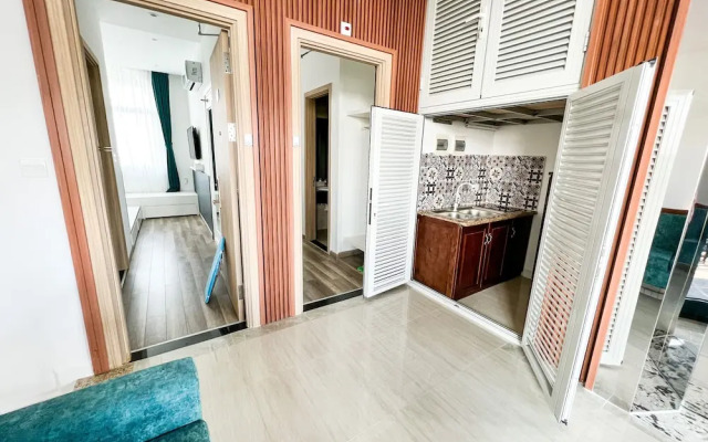 Marina Seaside Boutique Hotel