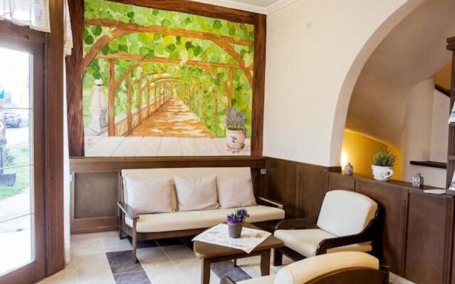 Hotel Bacchus