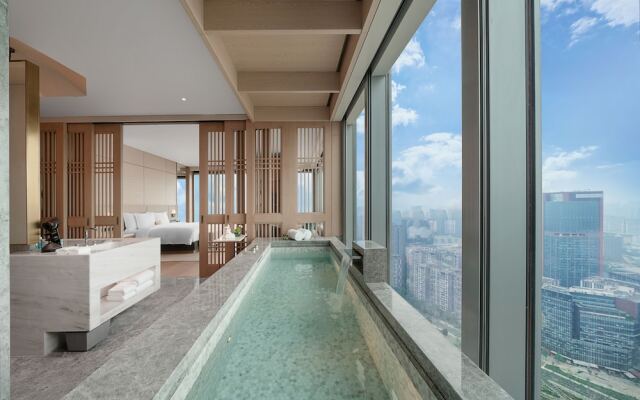 Grand Bay Hotel Chengdu