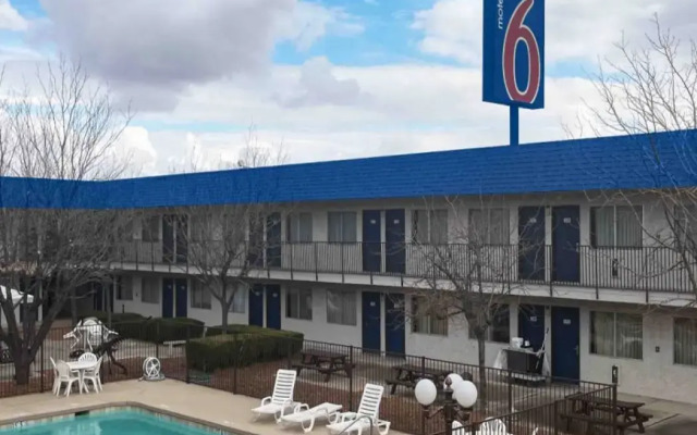 Motel 6 Holbrook, AZ