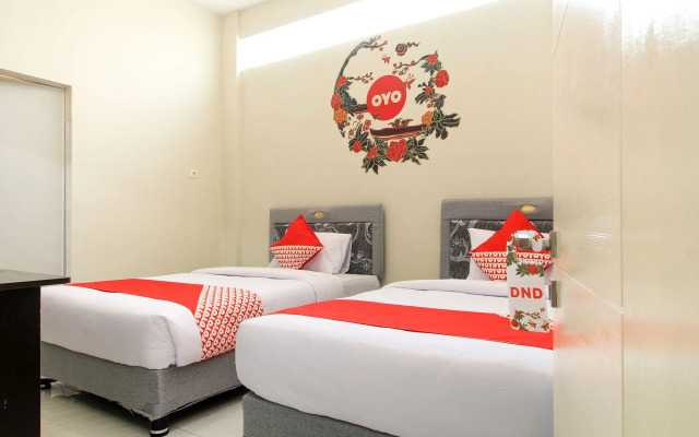 OYO 168 K-15 Residence