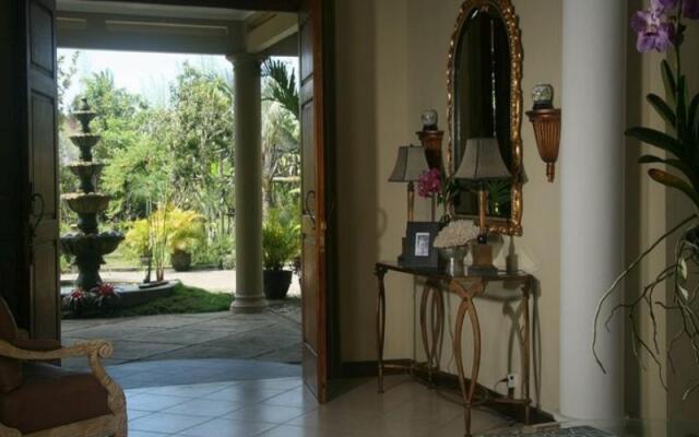 Villa Pakem Yogyakarta