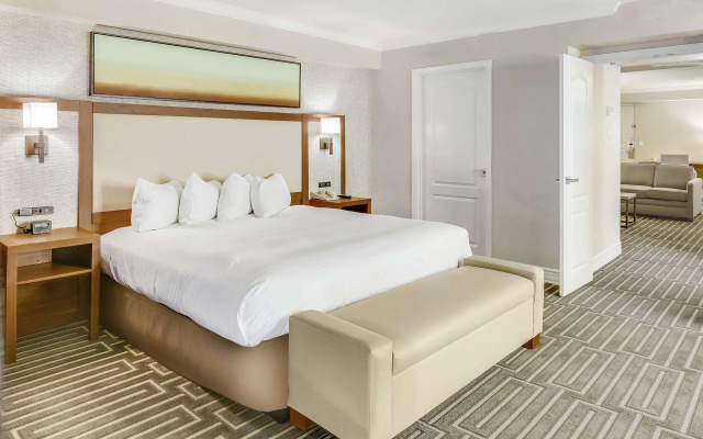 Hilton Phoenix Tapatio Cliffs Resort