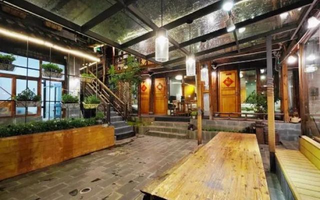Lijiang Wuge Inn