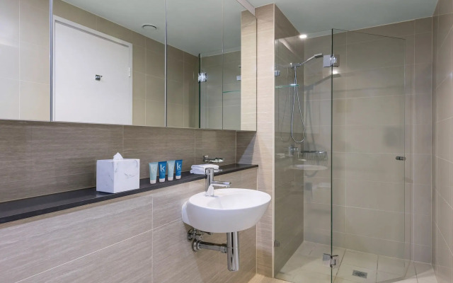 Meriton Suites Campbell Street, Sydney