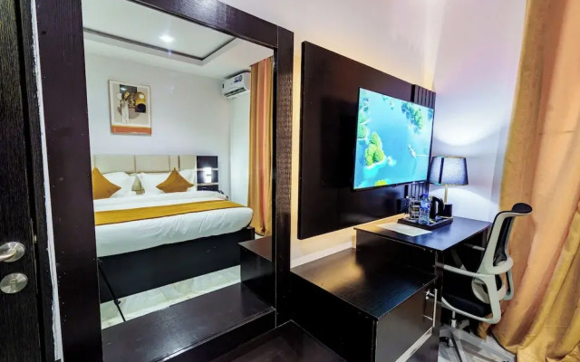 Roston Hotels