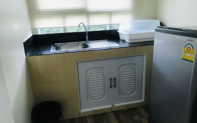 Lumpini Seaview Jomtien by Robbin