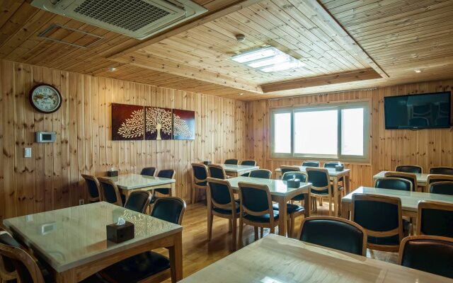 Hotel Maple