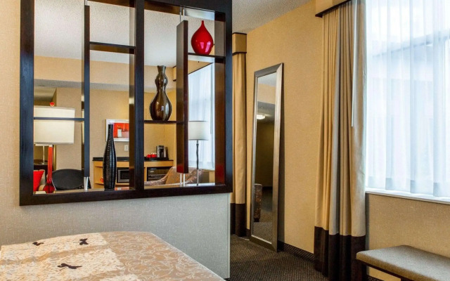 Cambria Hotel Traverse City