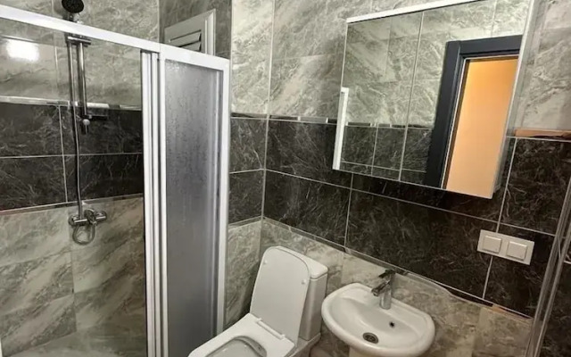 Home Life Hotel Residence