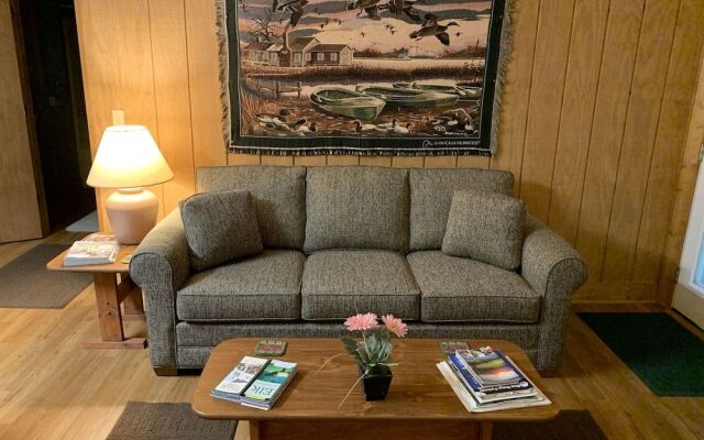 Misty Creek Log Cabins