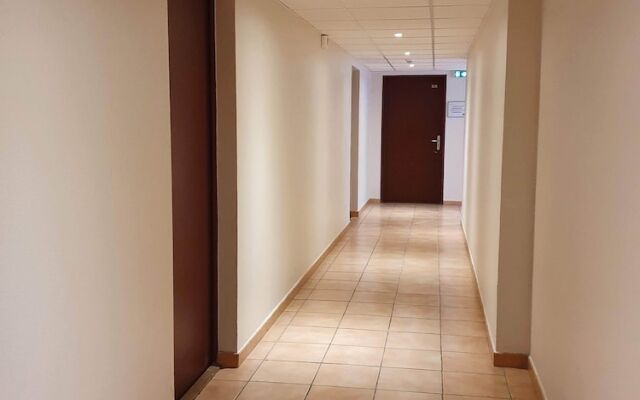 Joli T2 piscine hammam & parking gratuit