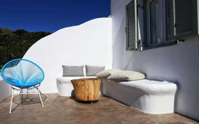 Aelia Mykonos