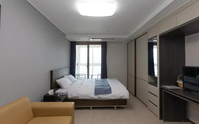 Golden Planet Hotel & Resort