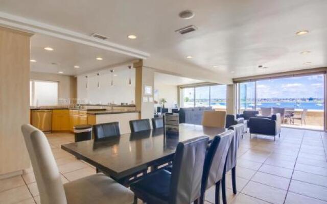 Waterfront Getaway 7 Townhouse