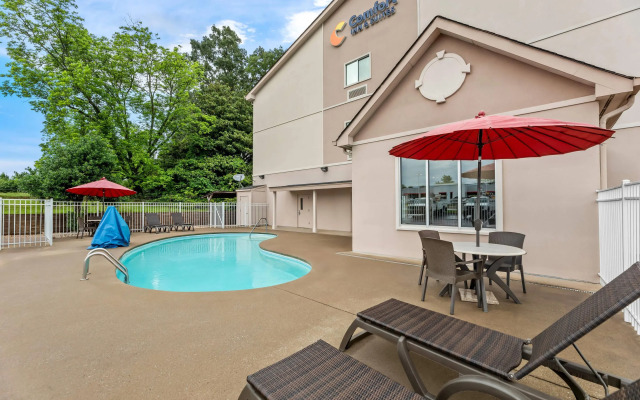Comfort Inn & Suites Tuscumbia - Muscle Shoals