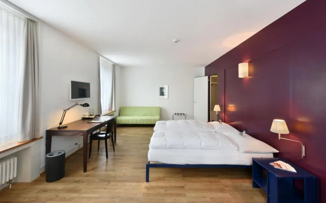 Hotel Im Schlosspark – Guest Rooms – Binningen