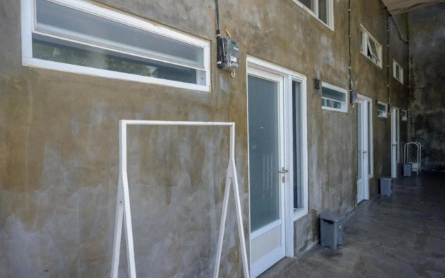 RedDoorz near Jumbo Mall Sragen