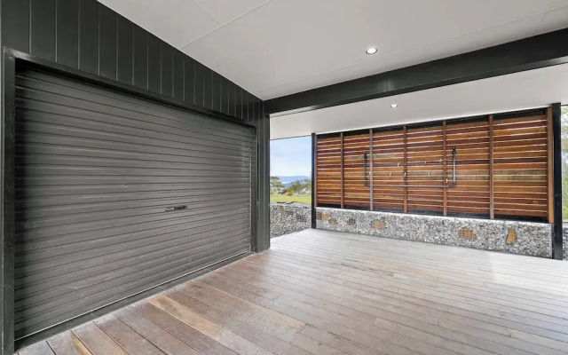 The Outlook on Mount Louis – 2 Bedroom