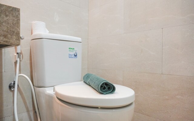 Strategic And Comfy Studio Menteng Park Apartment