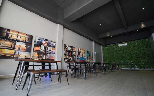 ZEN Hostel Kualanamu