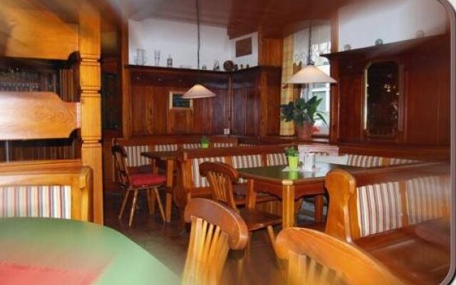 Hotel Amira