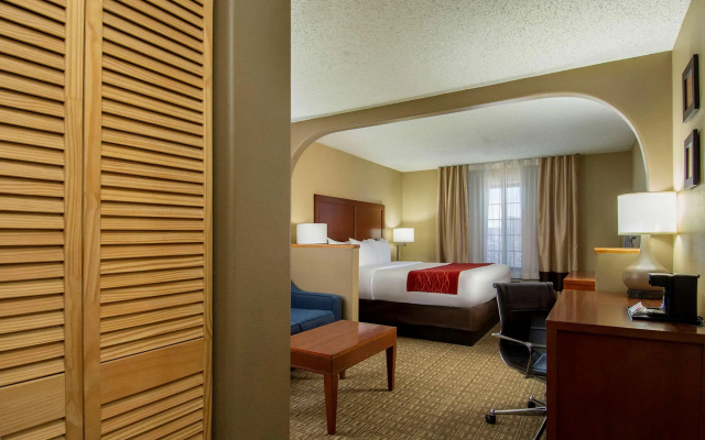 Comfort Inn Santa Fe South