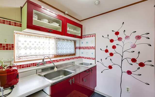 Gangneung Hummingblue Pension