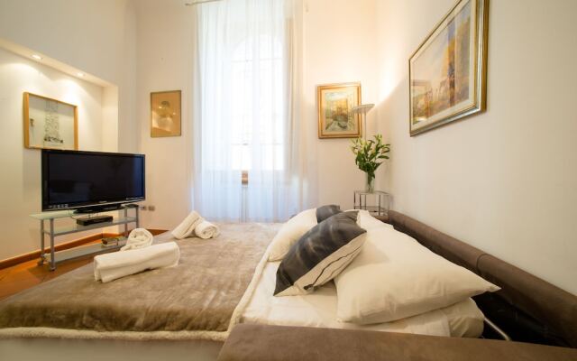 Speziali 1 B - Keys Of Italy