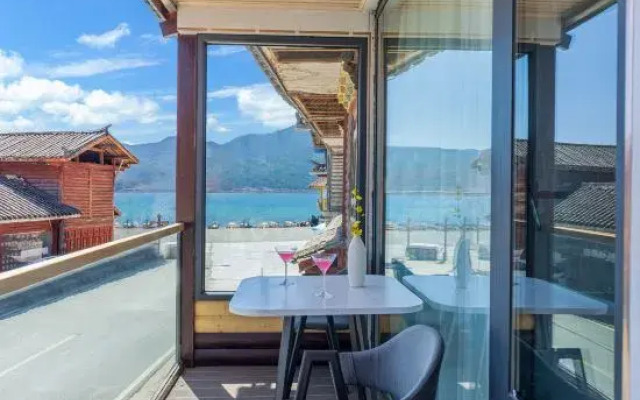 Yiwan Huqi Homestay in Lugu Lake