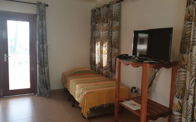 La Maison Hibiscus
