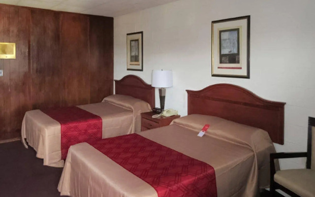 Econo Lodge Lexington Downtown near I-81