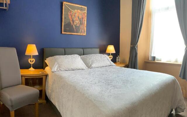 Lakeview Guest House