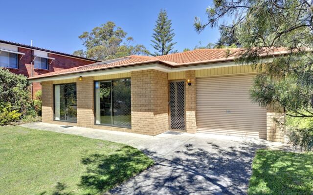 Kurrawa, 13 Kurrawa Close