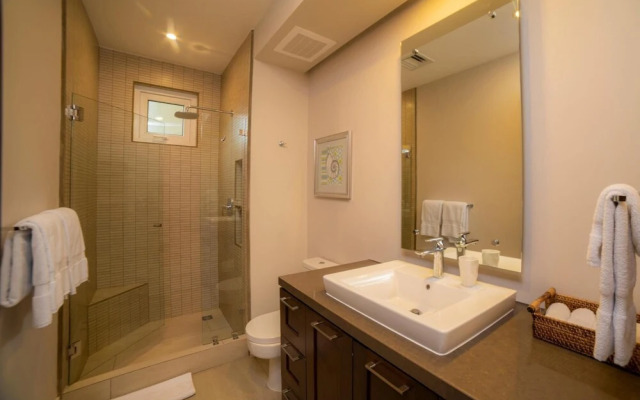 Miramar 1B - 3 bdr - 3 Bath Ocean View