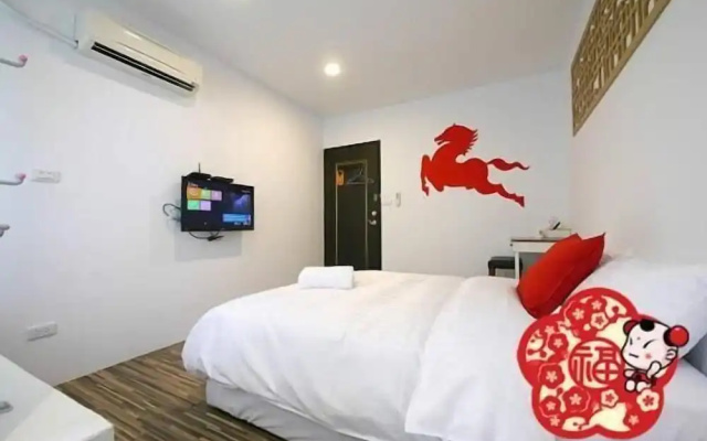 Royal Group Motel Tainan Branch