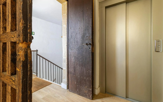 Cream Loft. Siente Jerez. Parking+Wifi+Netflix