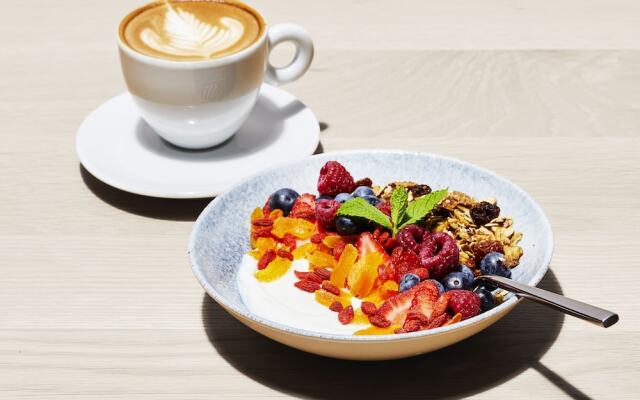 Bridgewater Apartments by Century City Hotels