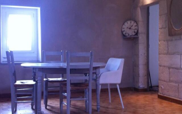 Appartement vue sur Palais et Mont Ventoux