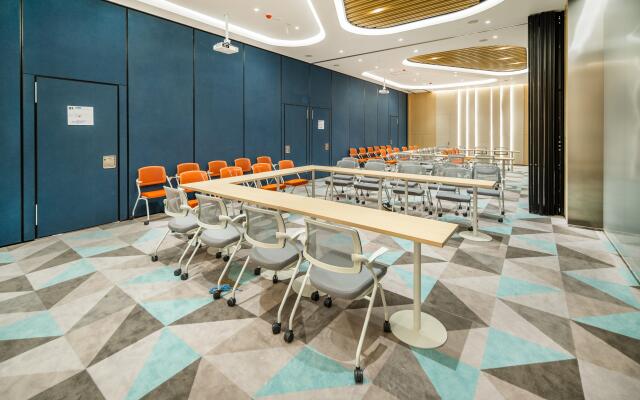 Holiday Inn Express Shanghai Pudong Zhangjiang