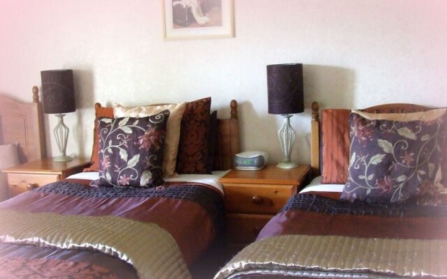 Riverview Guesthouse