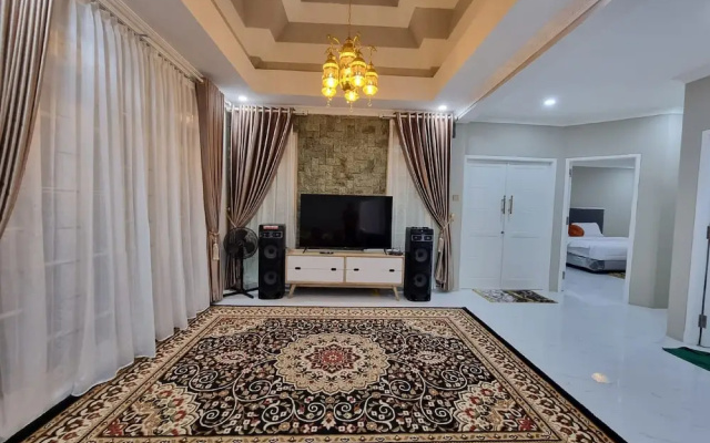 Villa Kota Bunga Anyelir