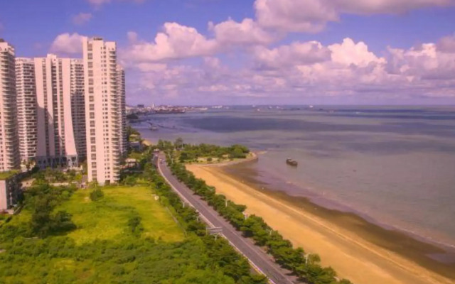 Beautiful Beach Holiday Hotel