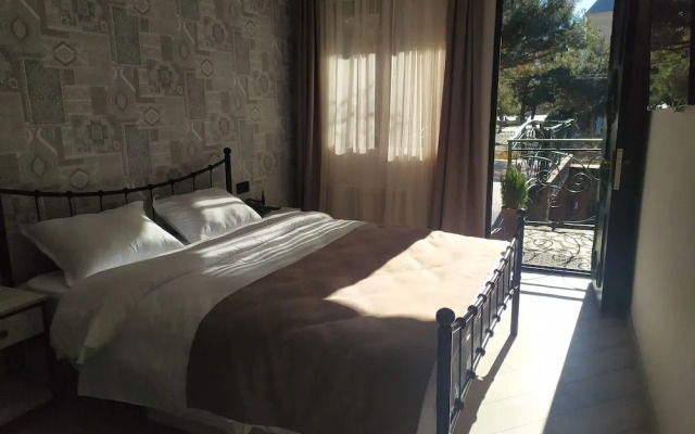 Hotisi Hotel