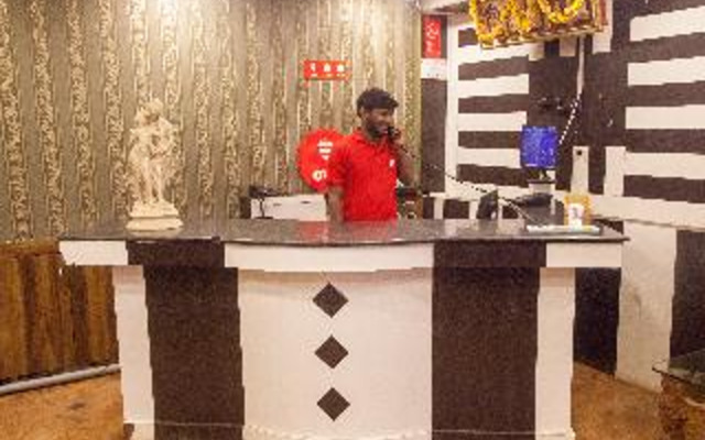 Hotel Nilgiris Inn