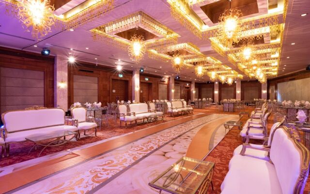 Holiday Inn Suites Kuwait by IHG