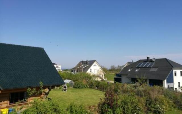 Reetdachhaus "Strandhaus Sterni"